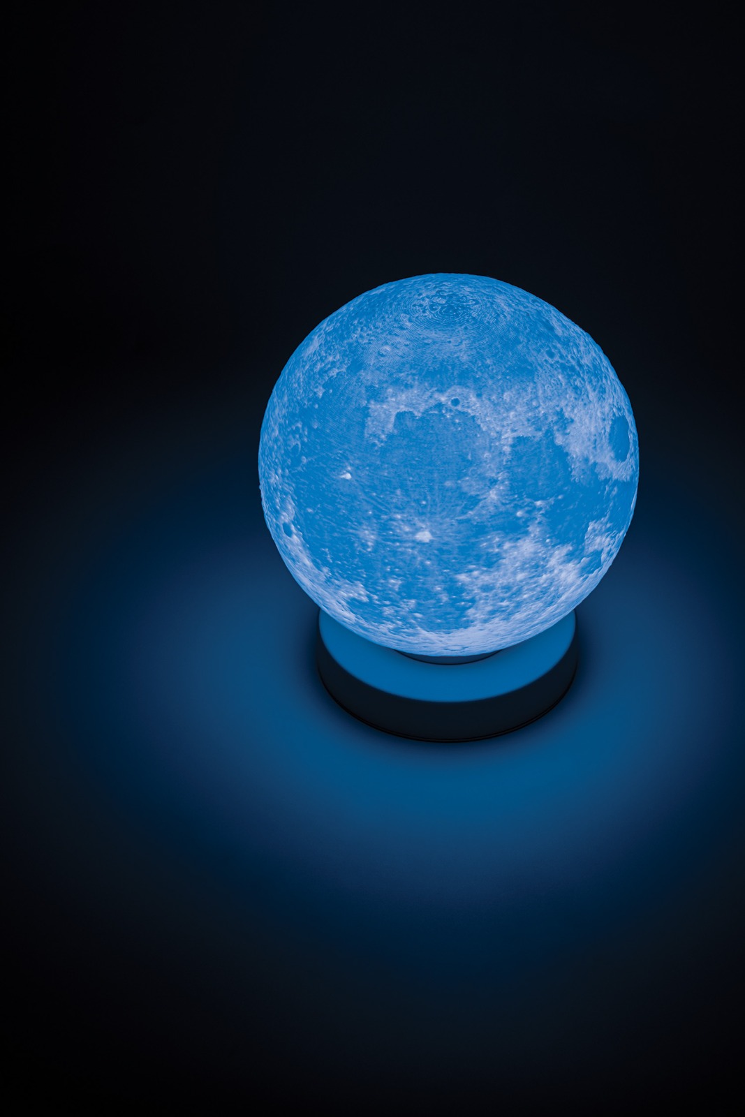 Momax IL2S Moon IoT 智能月球燈
