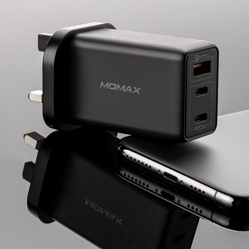 momax One Plug 3-USB智能充電器 UM20-6